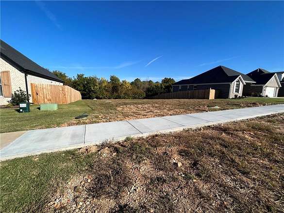 7.8 Acres of Residential Land for Sale in Fayetteville, Arkansas