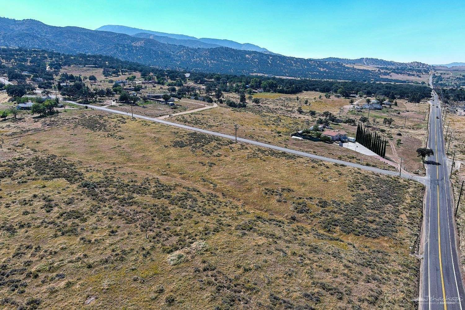 5.7 Acres of Mixed-Use Land for Sale in Tehachapi, California