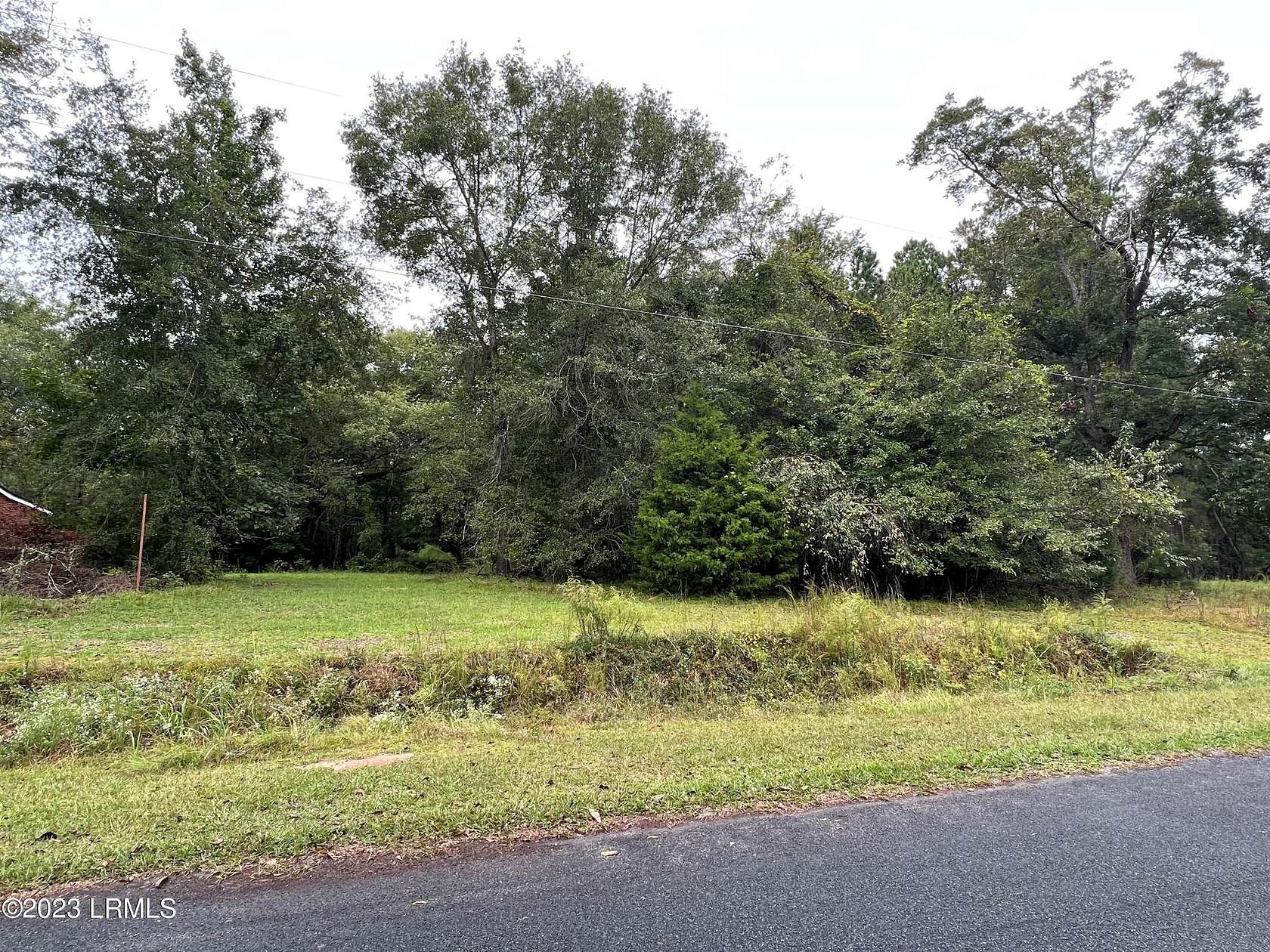 4.9 Acres of Residential Land for Sale in Estill, South Carolina