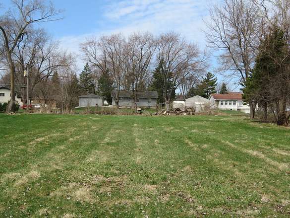 0.42 Acres of Residential Land for Sale in Glen Ellyn, Illinois