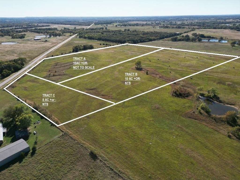 10 Acres of Land for Sale in Okemah, Oklahoma