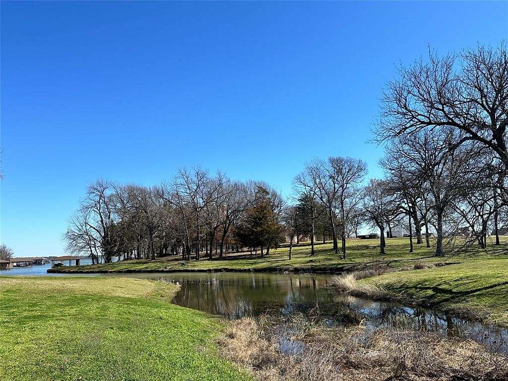 0.79 Acres of Residential Land for Sale in Corsicana, Texas