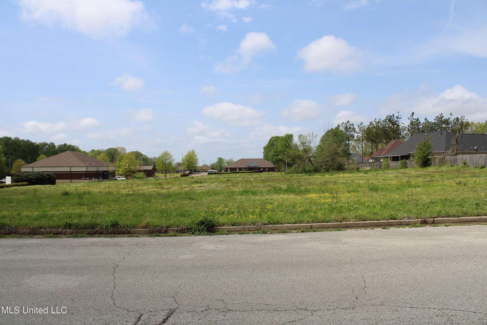 1.25 Acres of Mixed-Use Land for Sale in Southaven, Mississippi