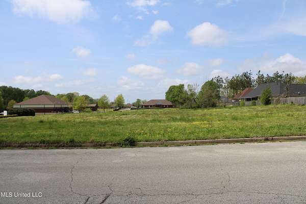 1.25 Acres of Mixed-Use Land for Sale in Southaven, Mississippi