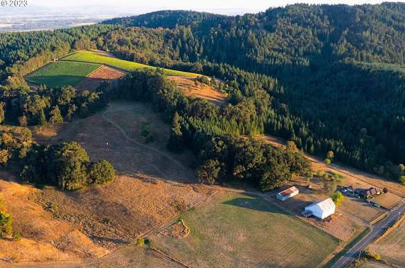 89.6 Acres of Agricultural Land with Home for Sale in McMinnville, Oregon