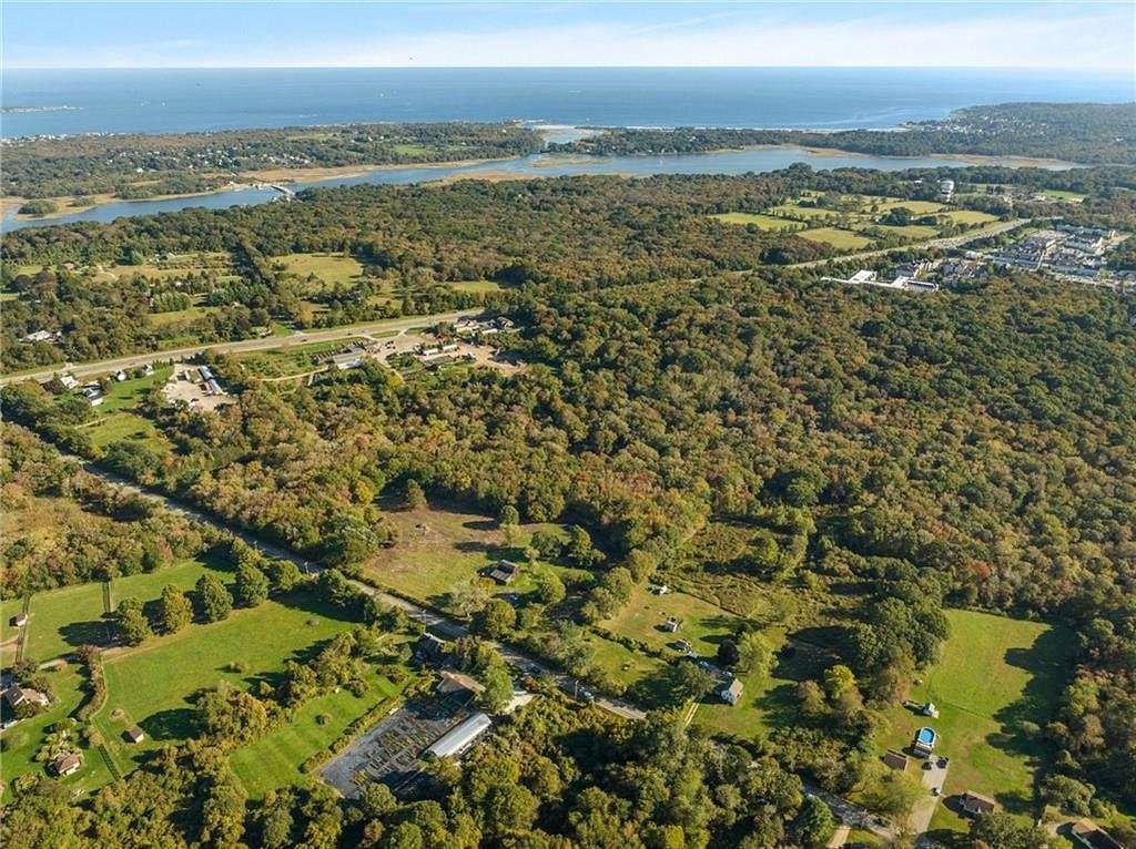 13.75 Acres of Land with Home for Sale in South Kingstown Town, Rhode Island