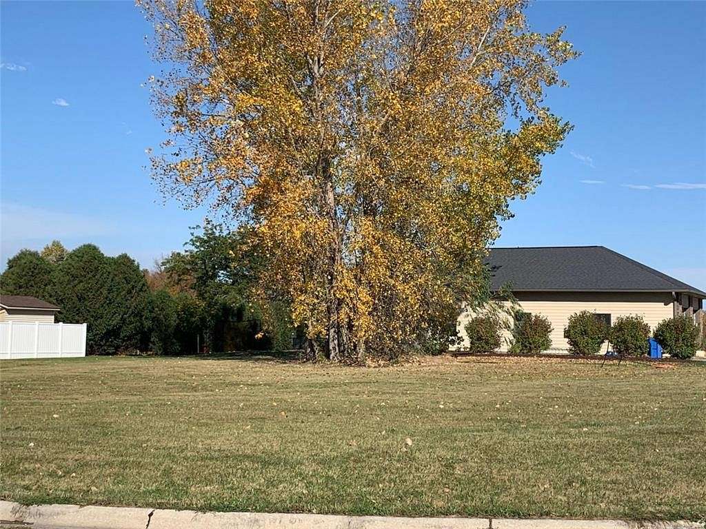 0.35 Acres of Residential Land for Sale in Owatonna, Minnesota