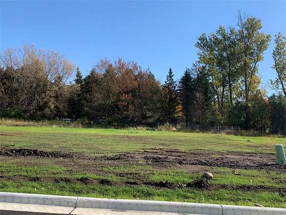0.33 Acres of Residential Land for Sale in Owatonna, Minnesota