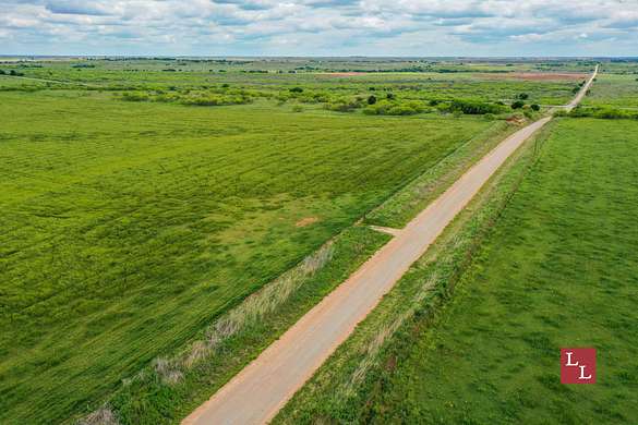 631 Acres of Recreational Land & Farm for Sale in Waurika, Oklahoma