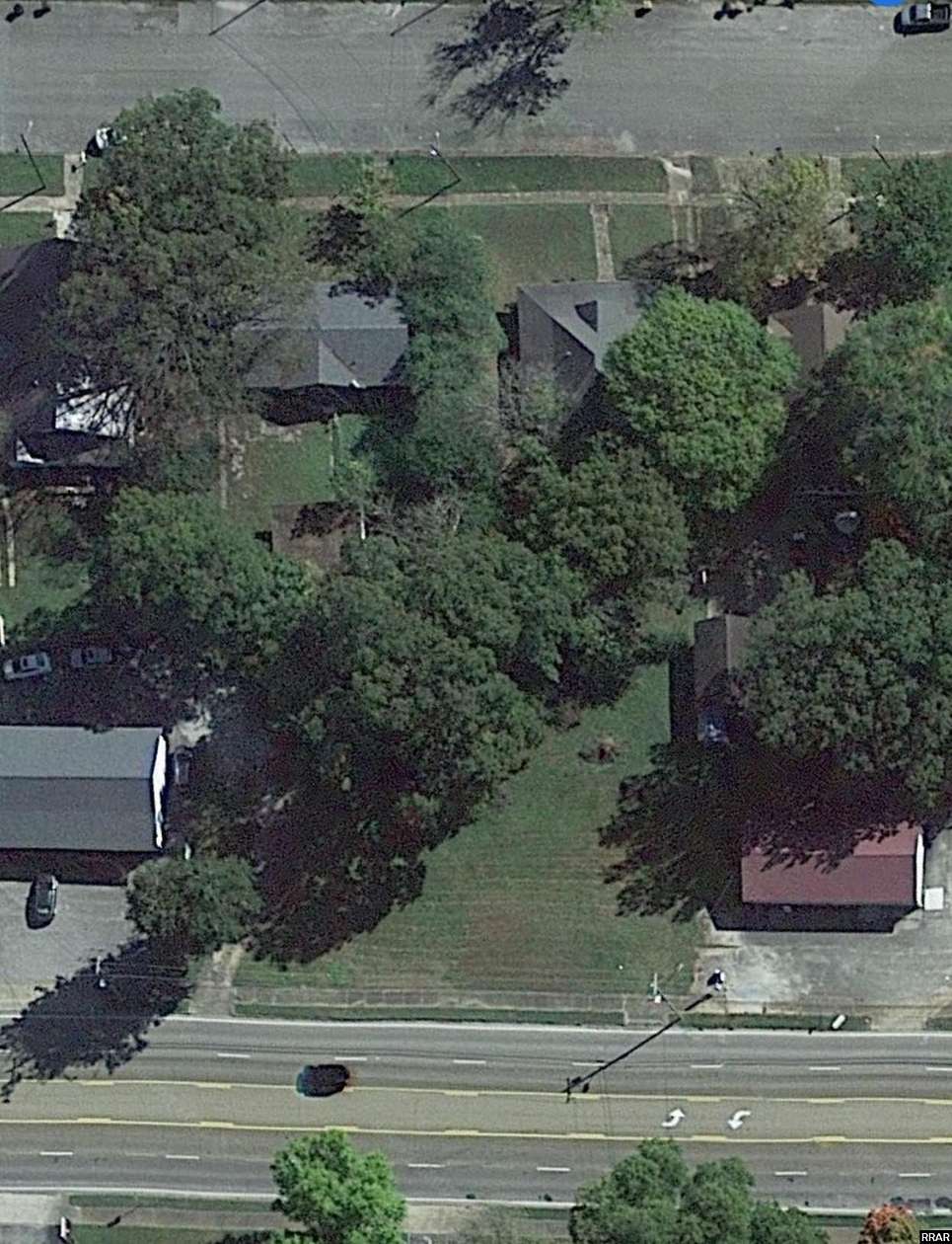 0.49 Acres of Commercial Land for Sale in Lexington, Tennessee