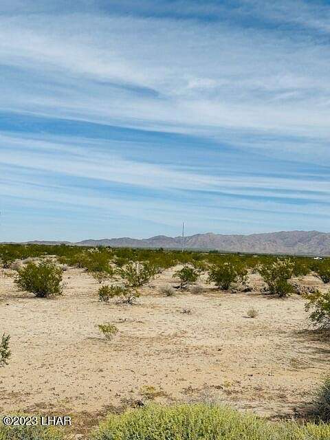 5.6 Acres of Residential Land for Sale in Bouse, Arizona