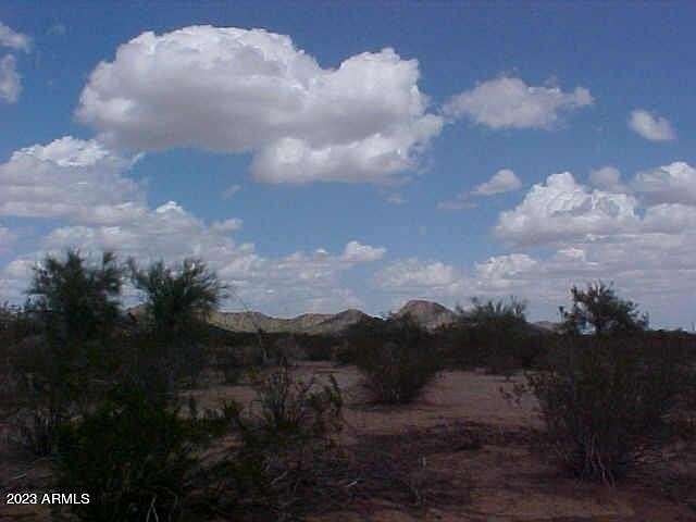 1.3 Acres of Land for Sale in Maricopa, Arizona
