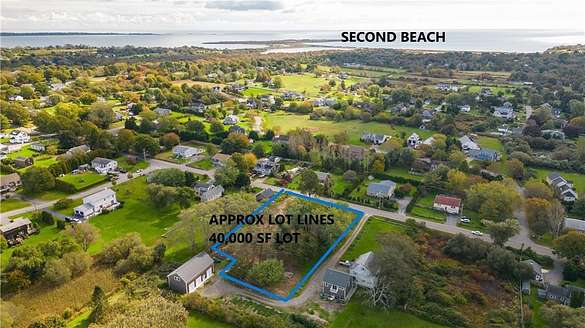 0.92 Acres of Residential Land for Sale in Middletown, Rhode Island