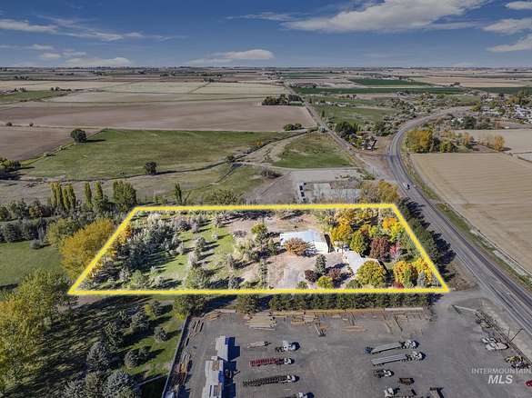 5.7 Acres of Improved Commercial Land for Sale in Filer, Idaho