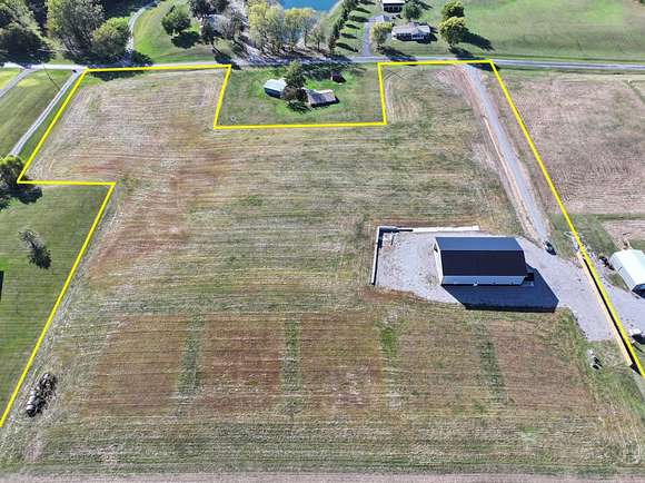 7.8 Acres of Land for Sale in Ava, Illinois