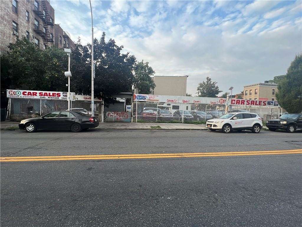 0.11 Acres of Residential Land for Sale in Brooklyn, New York