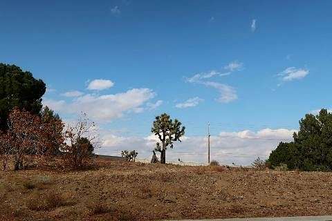 0.87 Acres of Residential Land for Sale in Lancaster, California