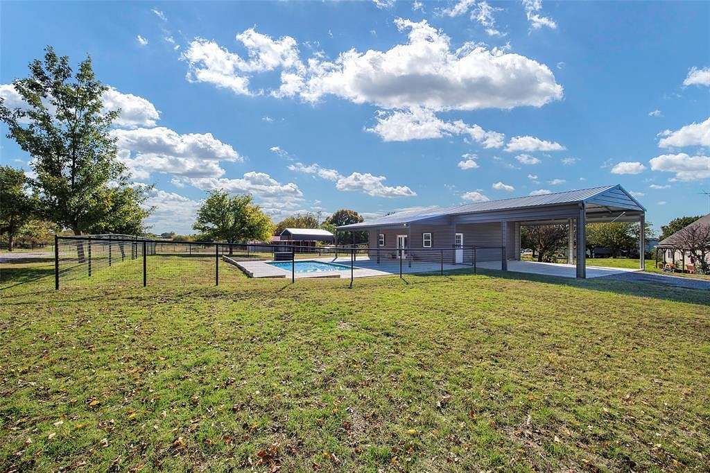3.8 Acres of Residential Land with Home for Sale in Gunter, Texas