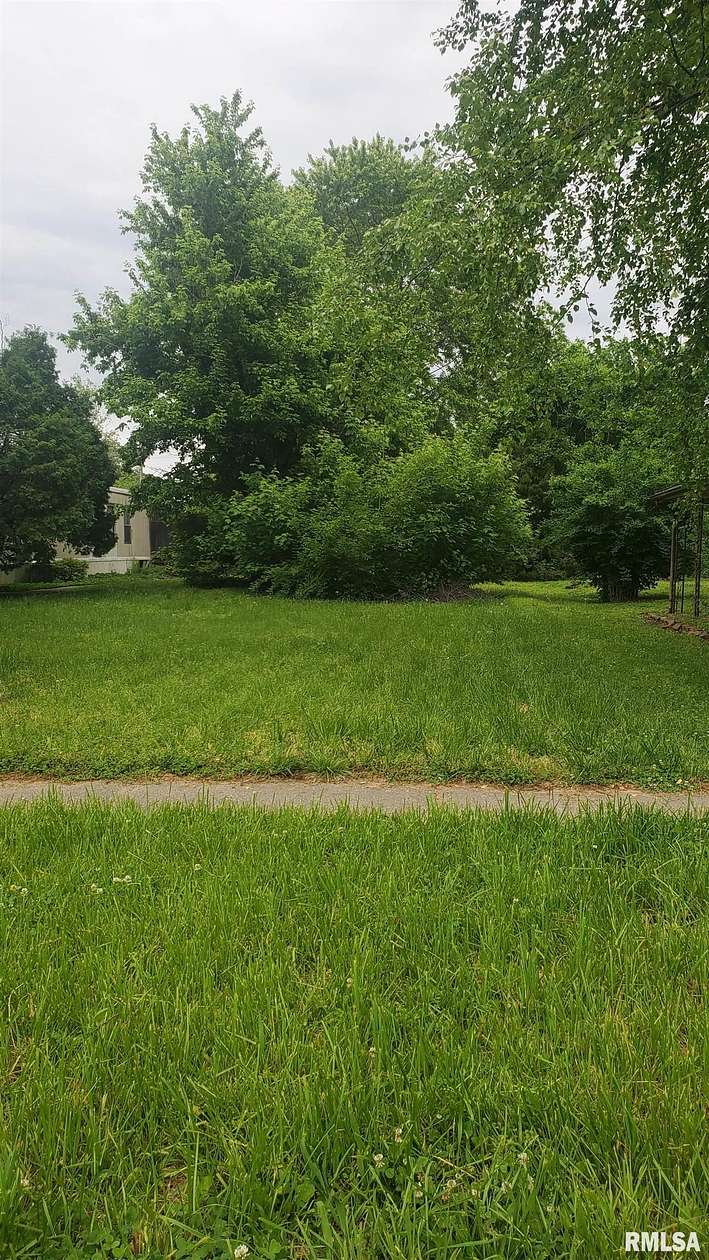 Land for Sale in Harrisburg, Illinois
