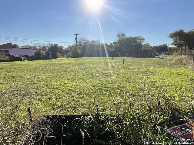 0.33 Acres of Commercial Land for Sale in San Antonio, Texas