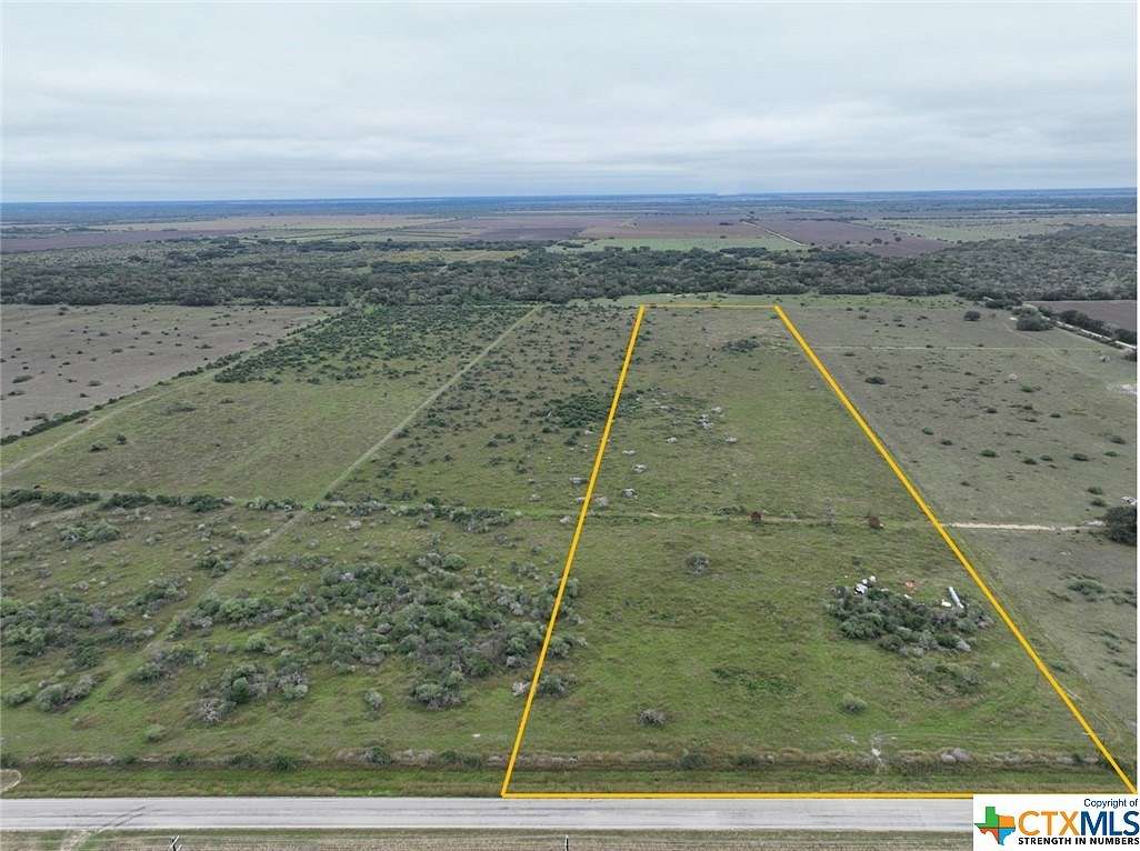 23.47 Acres of Recreational Land for Sale in Edna, Texas