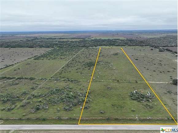 23.5 Acres of Recreational Land for Sale in Edna, Texas