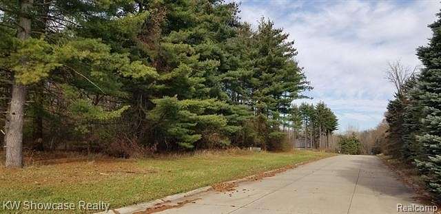 0.62 Acres of Residential Land for Sale in Commerce Township, Michigan