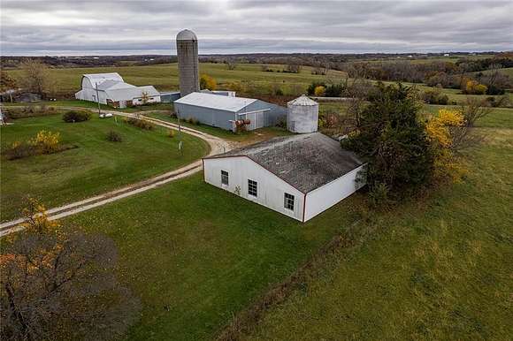 39 Acres of Land with Home for Sale in Leon, Iowa