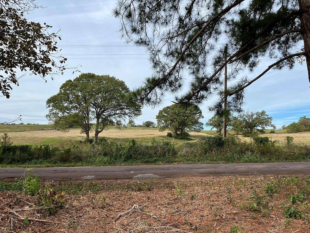 8 Acres of Residential Land for Sale in Nacogdoches, Texas
