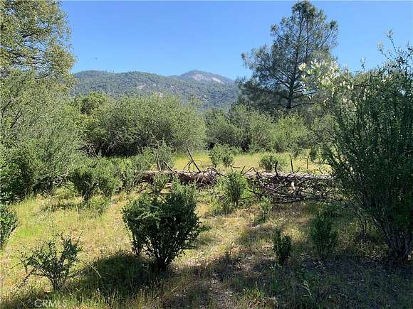 3.44 Acres of Commercial Land for Sale in Oakhurst, California