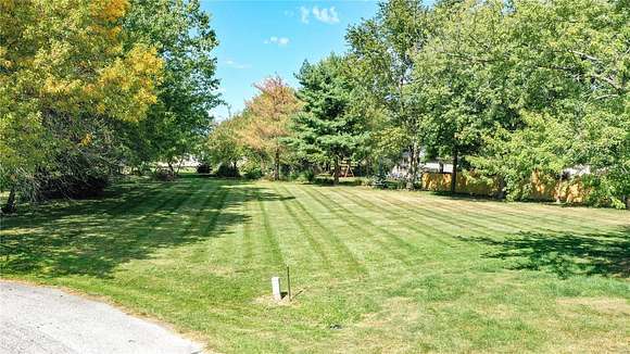 0.55 Acres of Residential Land for Sale in Jerseyville, Illinois