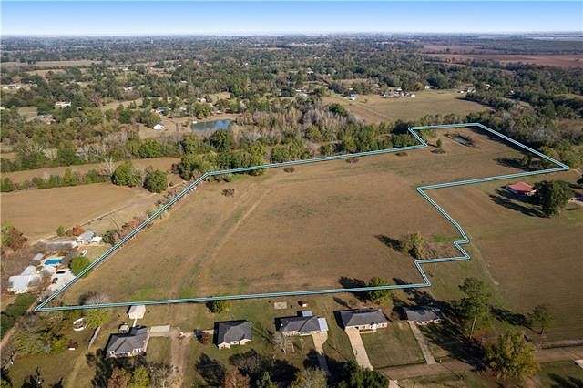 16 Acres of Recreational Land for Sale in Marksville, Louisiana