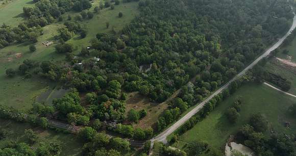 8 Acres of Recreational Land & Farm for Sale in Montgomery, Texas