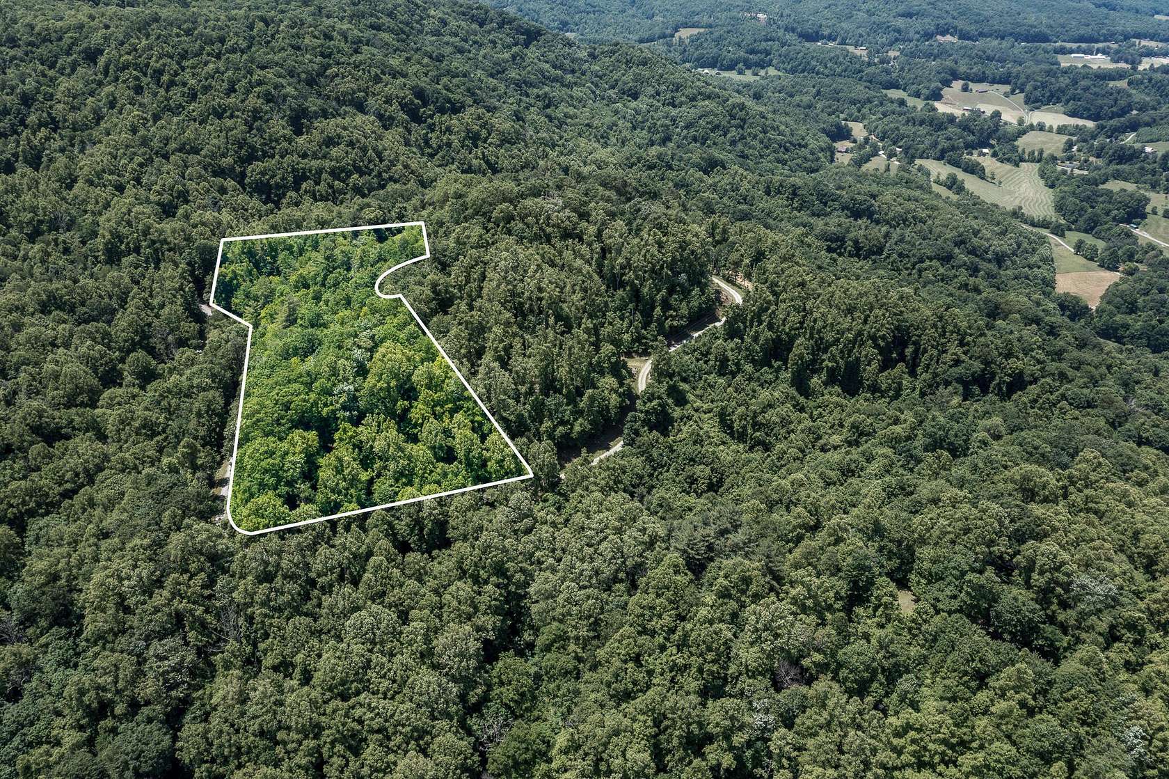 4.34 Acres of Residential Land for Sale in Unicoi, Tennessee