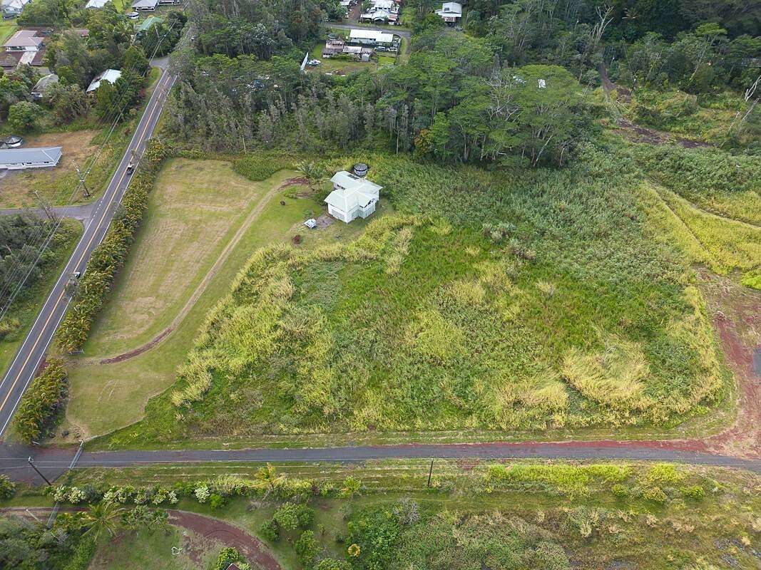 5 Acres of Residential Land with Home for Sale in Pahoa, Hawaii