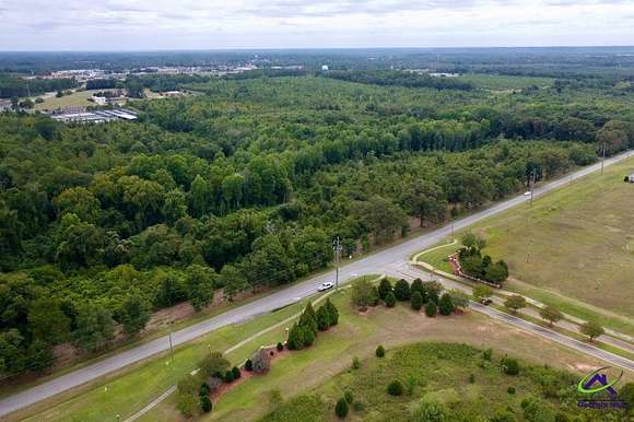 10 Acres of Land for Sale in Perry, Georgia