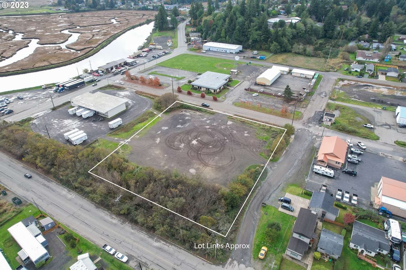 1.6 Acres of Commercial Land for Sale in Coos Bay, Oregon