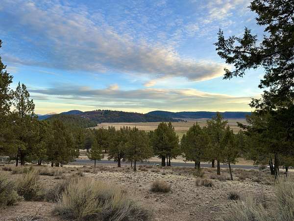 0.75 Acres of Residential Land for Sale in Klamath Falls, Oregon