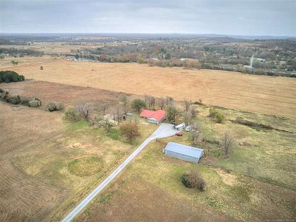 40 Acres of Agricultural Land with Home for Sale in Schulter, Oklahoma
