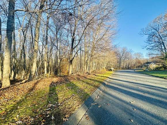 6.9 Acres of Residential Land for Sale in Southwick, Massachusetts