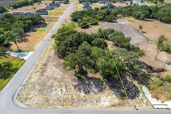 1.5 Acres of Land for Sale in Granbury, Texas