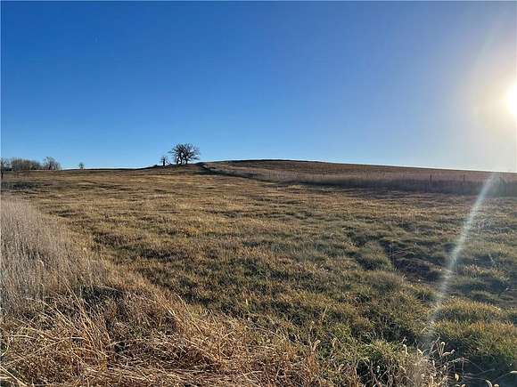 7 Acres of Land for Sale in Menlo, Iowa