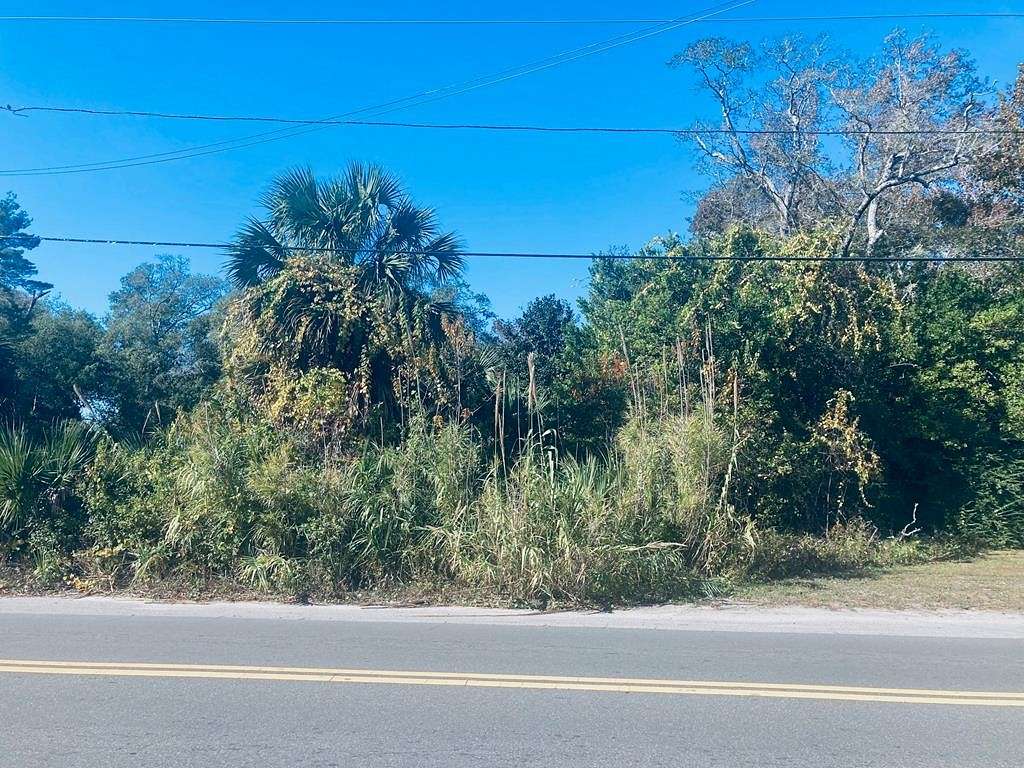 0.12 Acres of Commercial Land for Sale in Carrabelle, Florida