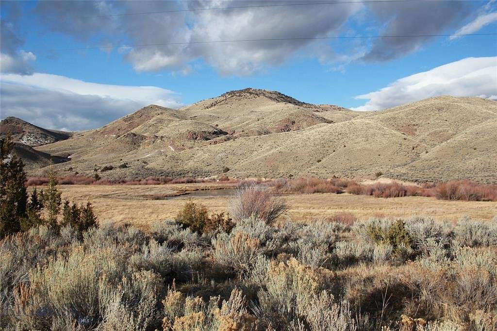 1,885 Acres of Land with Home for Sale in Dillon, Montana