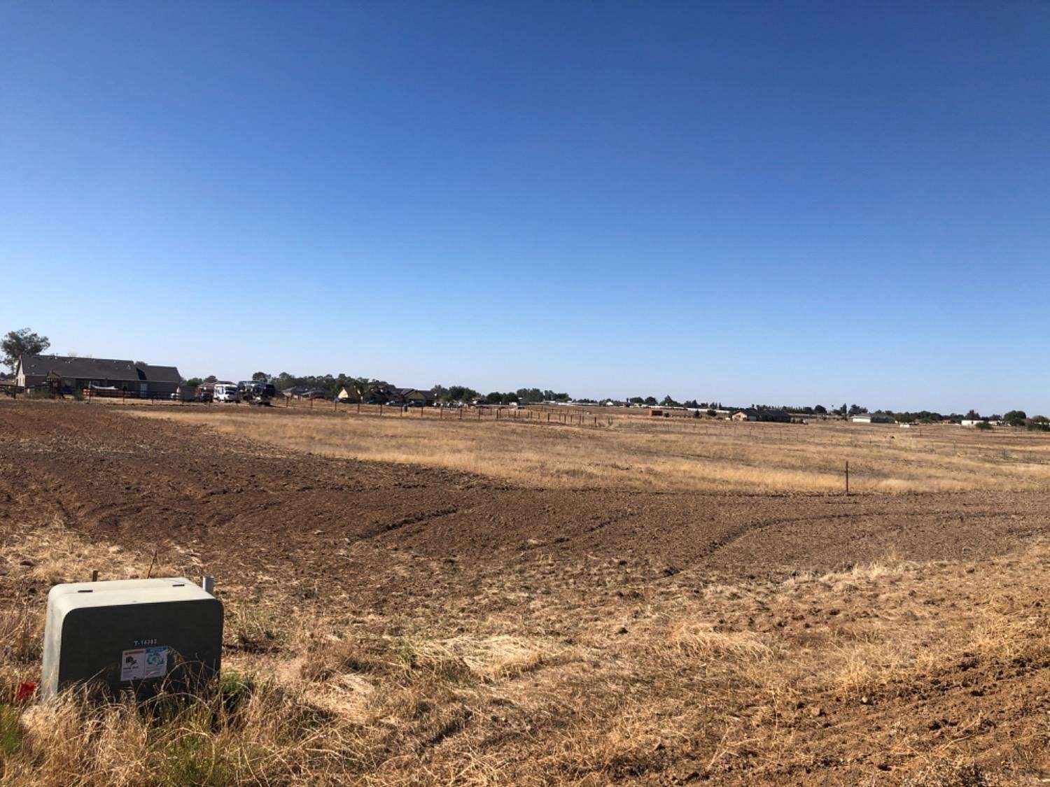 2.1 Acres of Residential Land for Sale in Madera, California