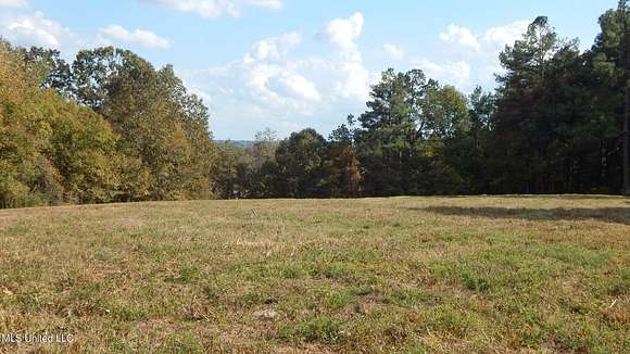 15.7 Acres of Land for Sale in Senatobia, Mississippi