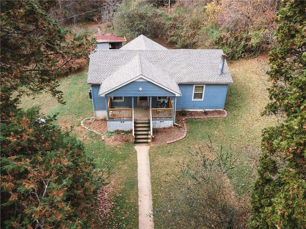 4.4 Acres of Residential Land with Home for Sale in Blue Ridge, Georgia