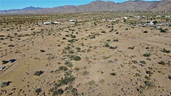 4.7 Acres of Residential Land for Sale in Golden Valley, Arizona