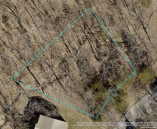 0.21 Acres of Residential Land for Sale in Hillsboro, Missouri