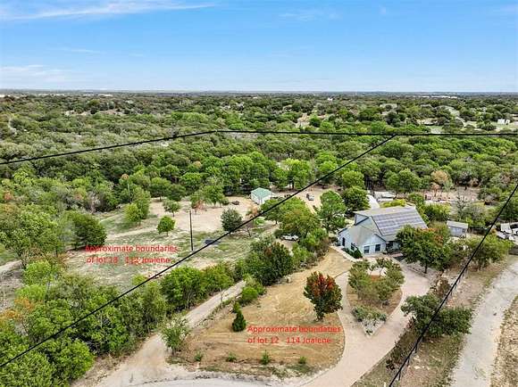 5 Acres of Land for Sale in Hudson Oaks, Texas